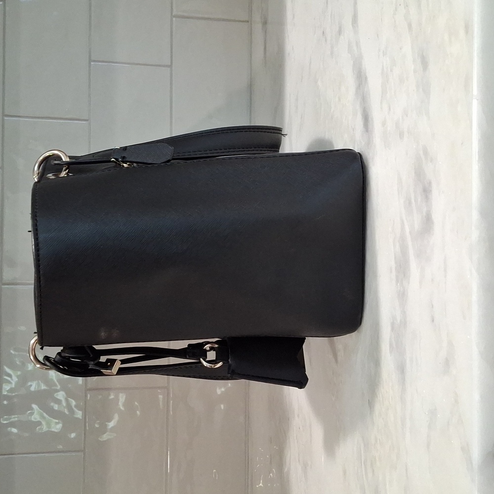 Tote - Picture 3 of 12
